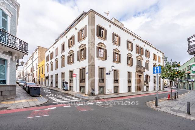 Oficina en Venta en Calle Reyes Católicos en Vegueta