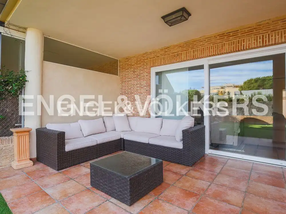 Terrace of Houses for rent in Torrent  with Air Conditioner, Heating and Private garden