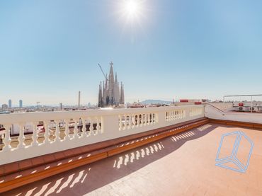 Piso con ascensor en venta en Eixample