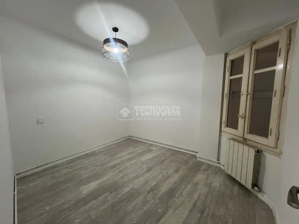 Flat for sale in Zaragoza  with Heating and Terrace