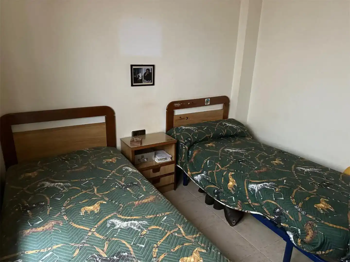 Habitación de Piso en venta en Constantina con Aire acondicionado, Trastero y Amueblado