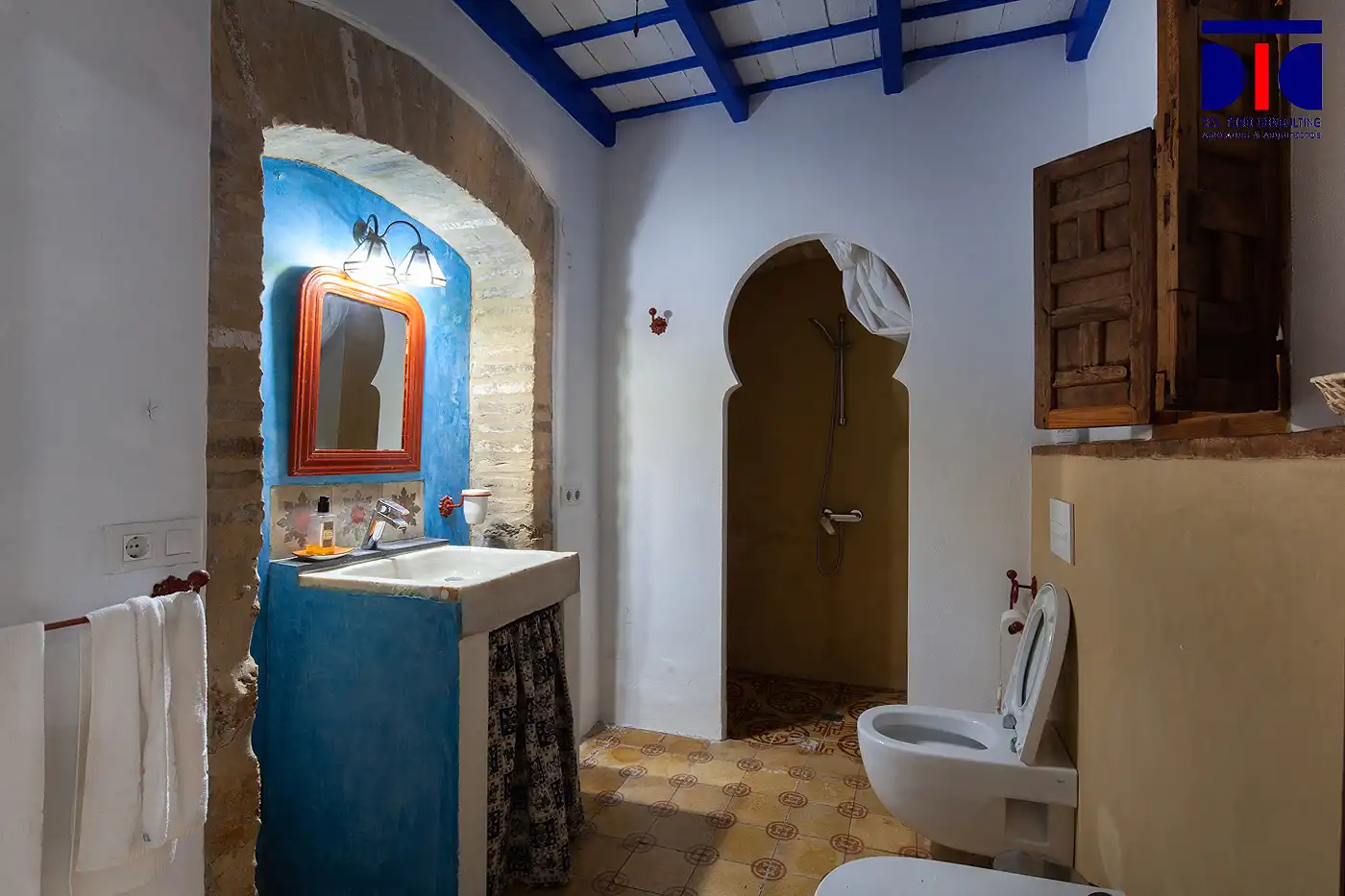 Baño de Finca rústica en venta en Carmona con Aire acondicionado, Calefacción y Jardín privado