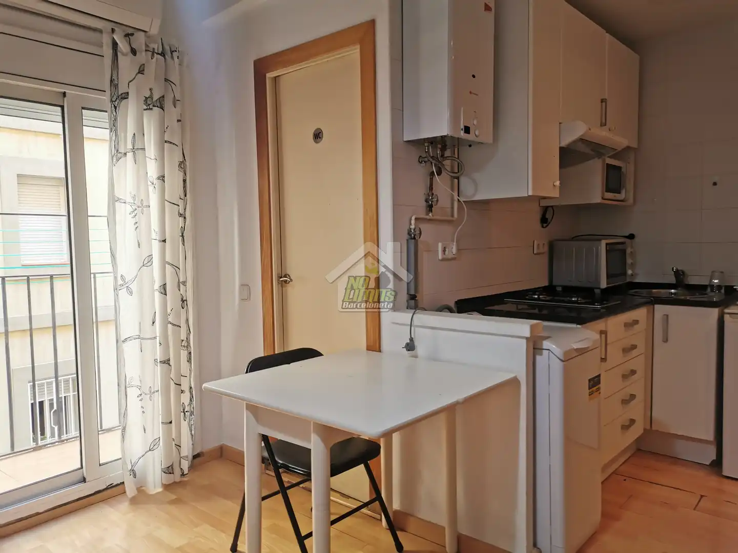 Flat for rent in Carrer de Monjo, La Barceloneta