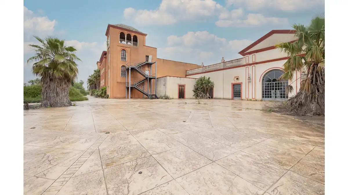 Edificio en venta en A-474 S/N KM.10,3 EL CARRIL, -1, Bollullos de la Mitación