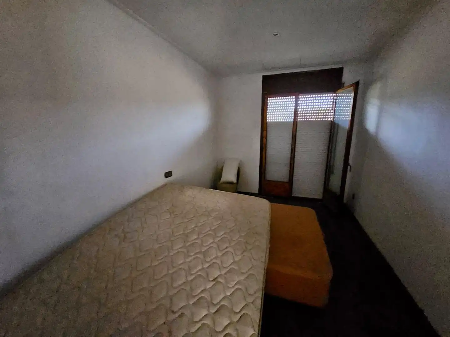 Schlafzimmer von Fabrikhallen zum Verkauf in Tordera