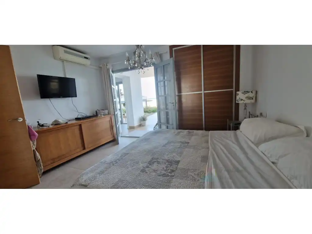Dormitori de Apartament de lloguer en Santa Eulària des Riu amb Terrassa i Moblat