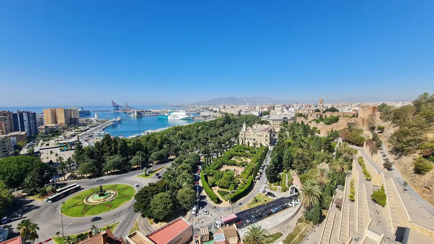 Vista exterior de Pis en venda en Málaga amb Terrassa