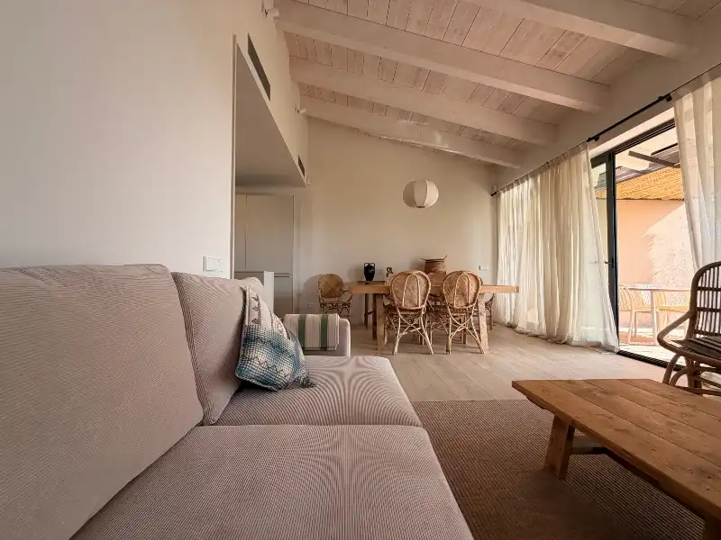 Sala de estar de Casa o chalet de alquiler en Cruïlles, Monells I Sant Sadurní de L'Heura con Aire acondicionado, Calefacción y Jardín privado