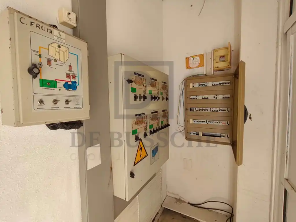 Business premises for sale in Calle Jose Penalva, imagen 15