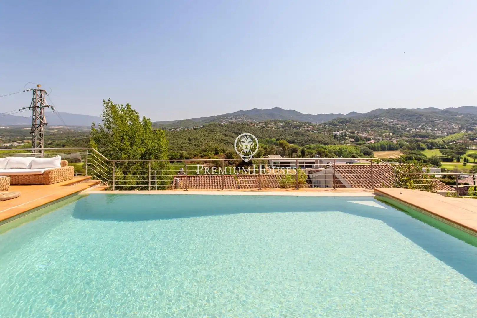 Piscina de Casa adosada en venda en Vallromanes amb Aire condicionat, Calefacció i Jardí privat