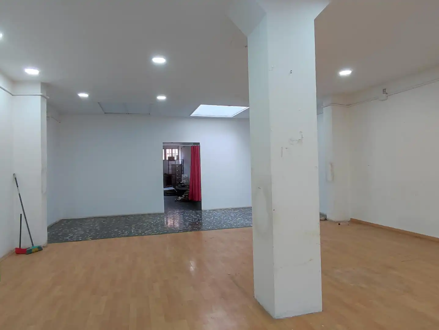 Commercial properties for rent in Creu de Barberà