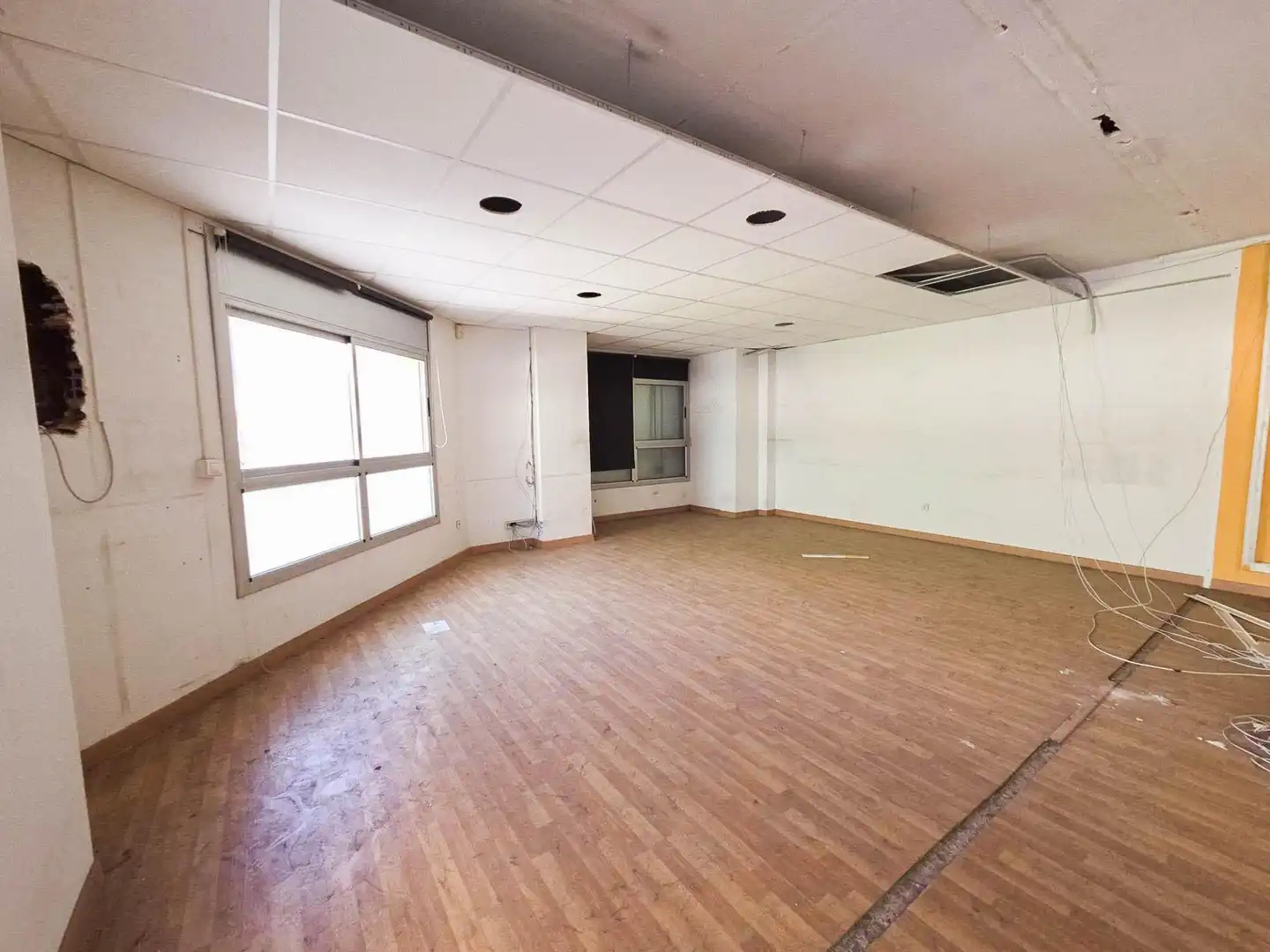 Local commercial à louer à Centre - Eixample – Can Llobet, imagen 2