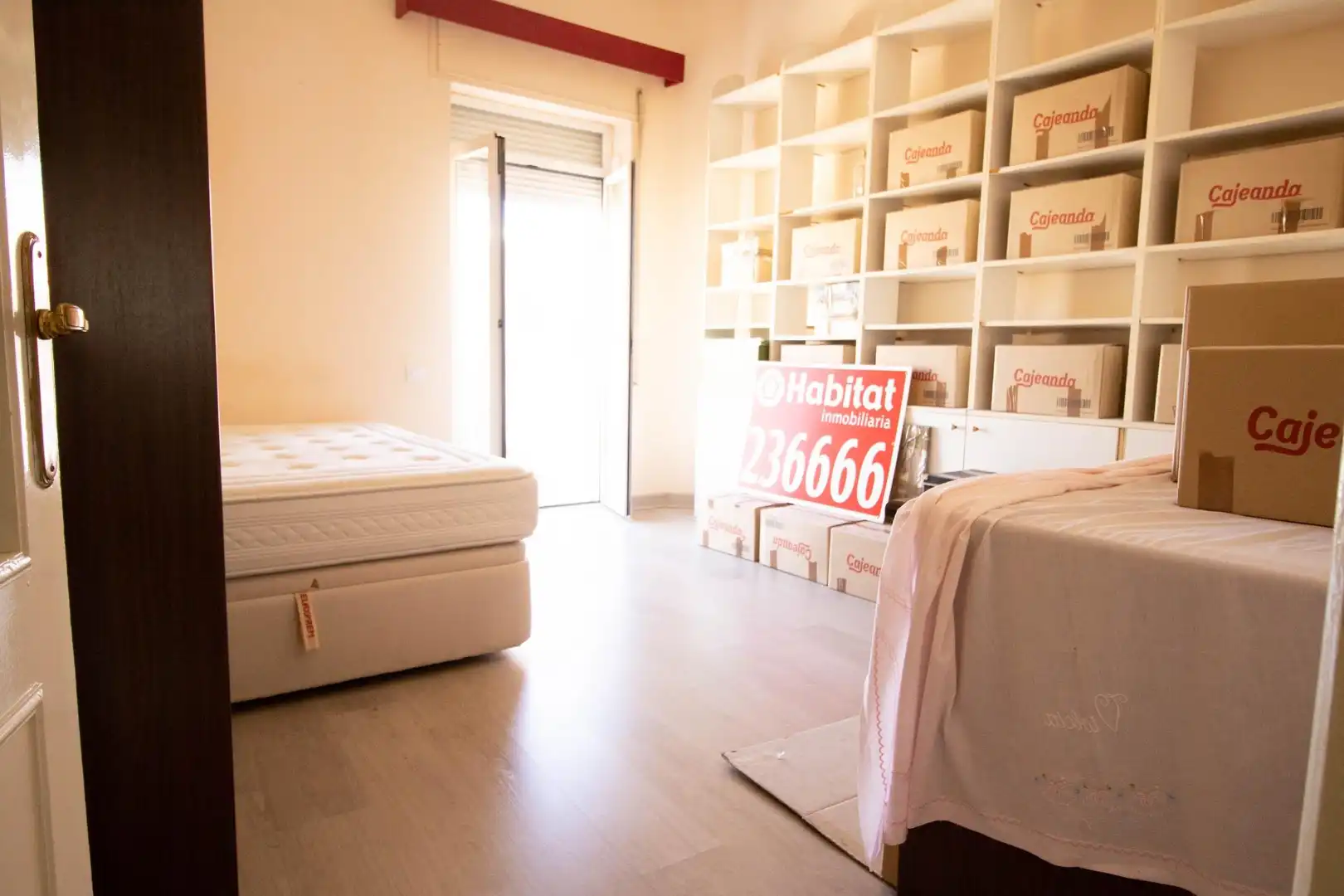 Habitación de Piso en venta en Badajoz con Calefacción, Terraza y Trastero