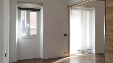 Foto 3 de Piso en venta en El Raval, Barcelona Capital