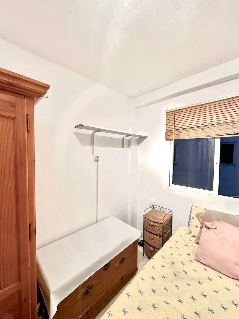 Schlafzimmer von Wohnung zur untervermieten in Málaga mit Möbliert, Ofen und Waschmaschine