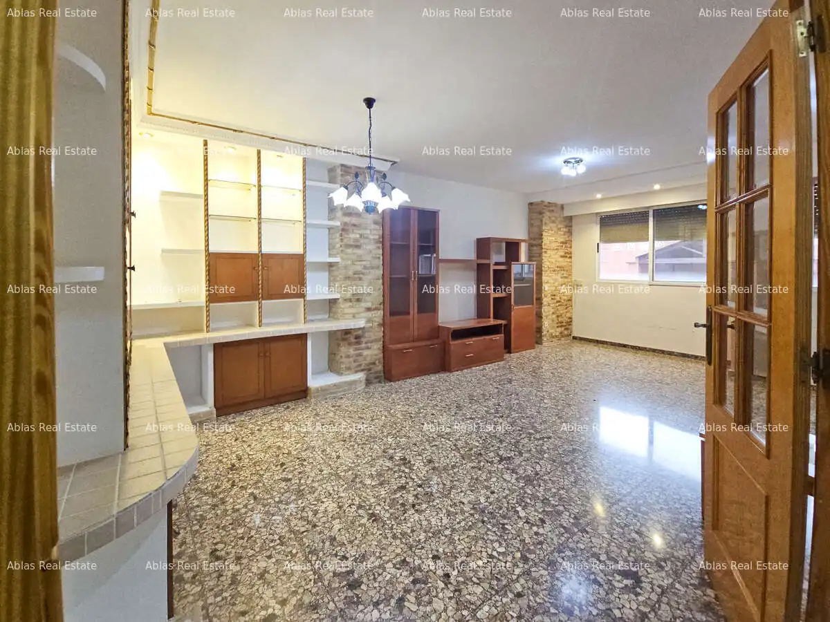 Piso con terraza en venta en Centro Ciudad