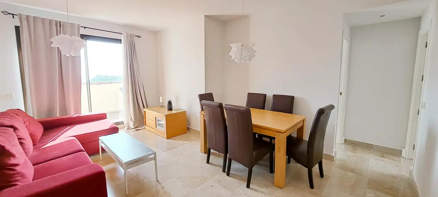 Attic for rent in La Duquesa