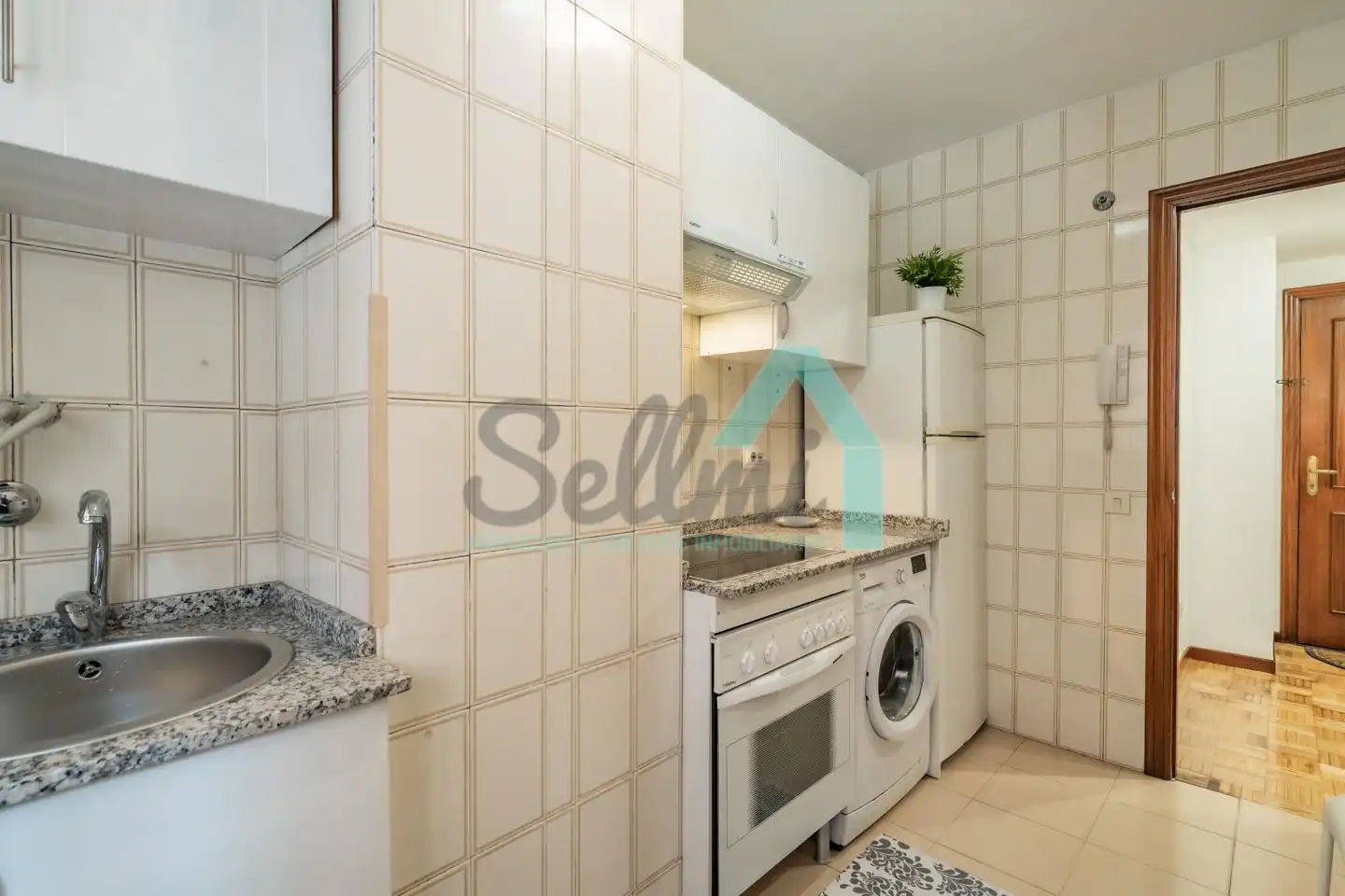 Cocina de Piso de alquiler en Oviedo  con Calefacción, Parquet y Terraza