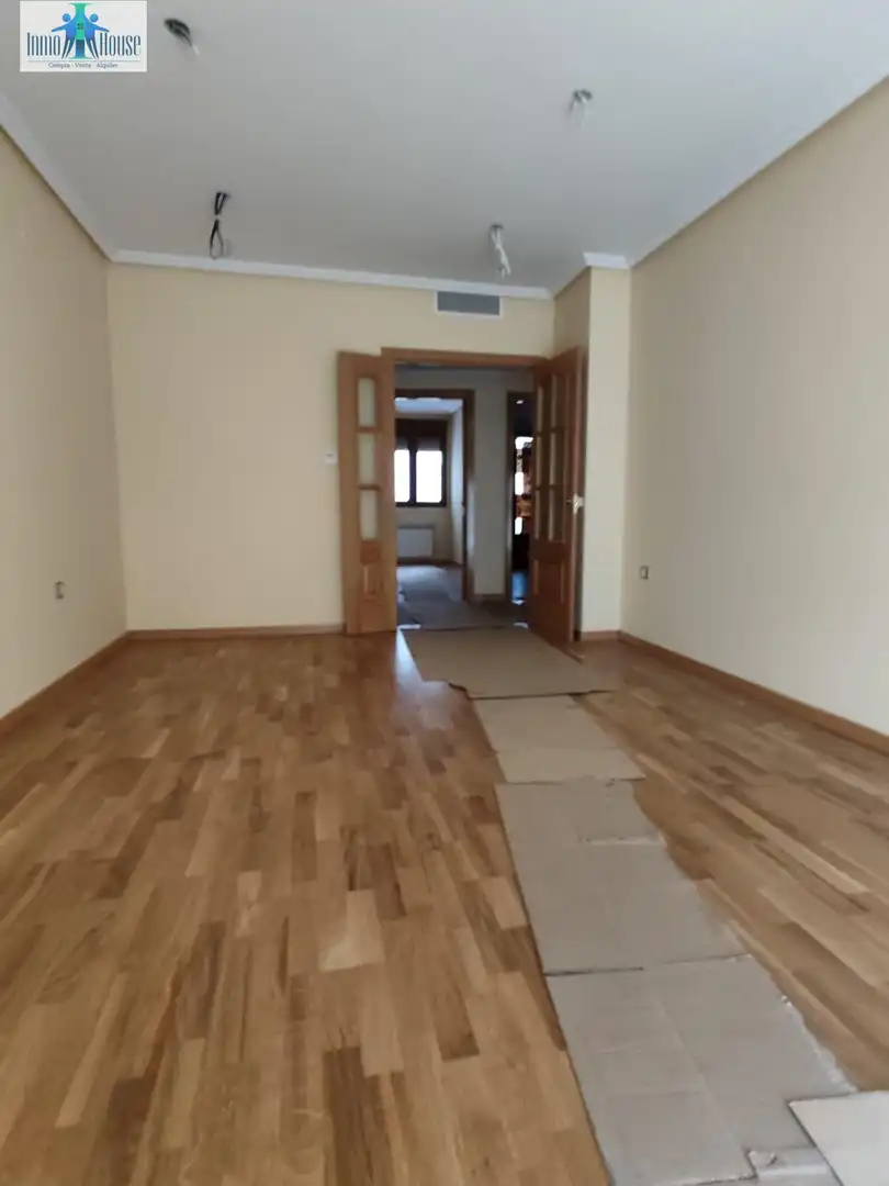 Appartamento con terrazza in vendita a Ensanche - Franciscanos, imagen 5
