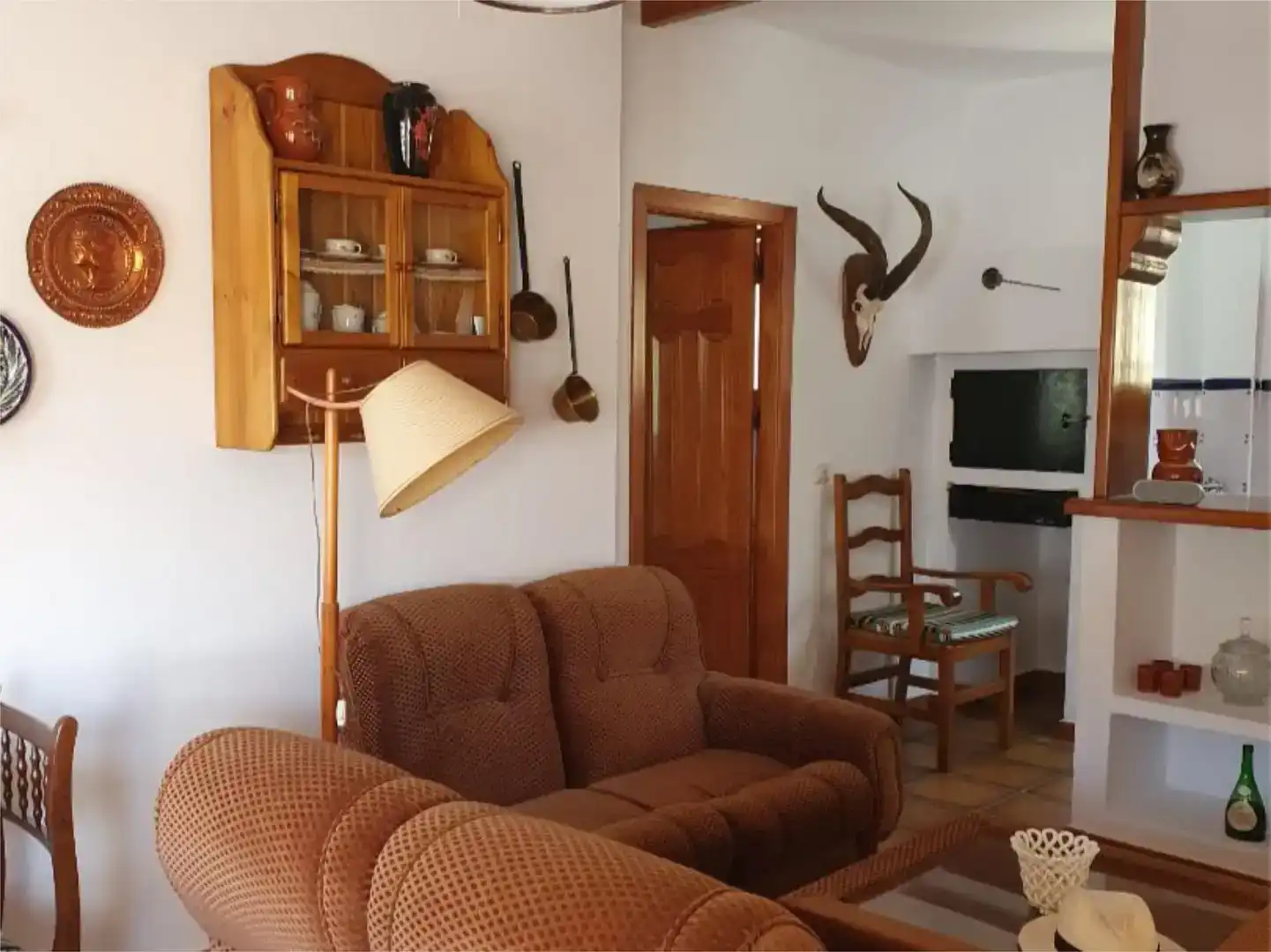 Living room of Flat for sale in Trevélez  with Storage room, Furnished and Balcony
