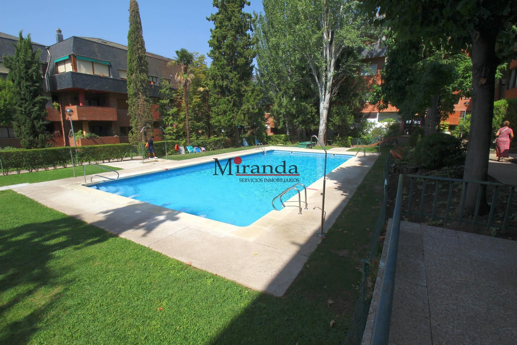 Garden of Flat to rent in Villaviciosa de Odón  with Air Conditioner, Heating and Parquet flooring