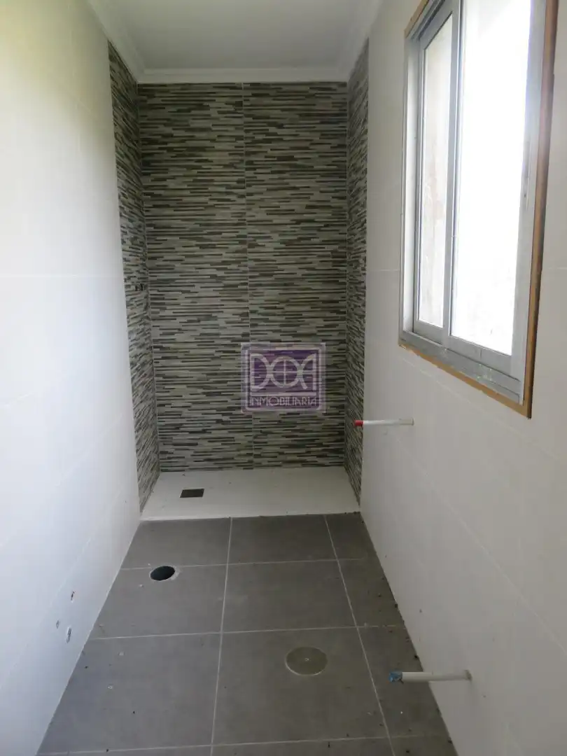 Baño de Casa o chalet en venta en Mondariz con Calefacción y Jardín privado