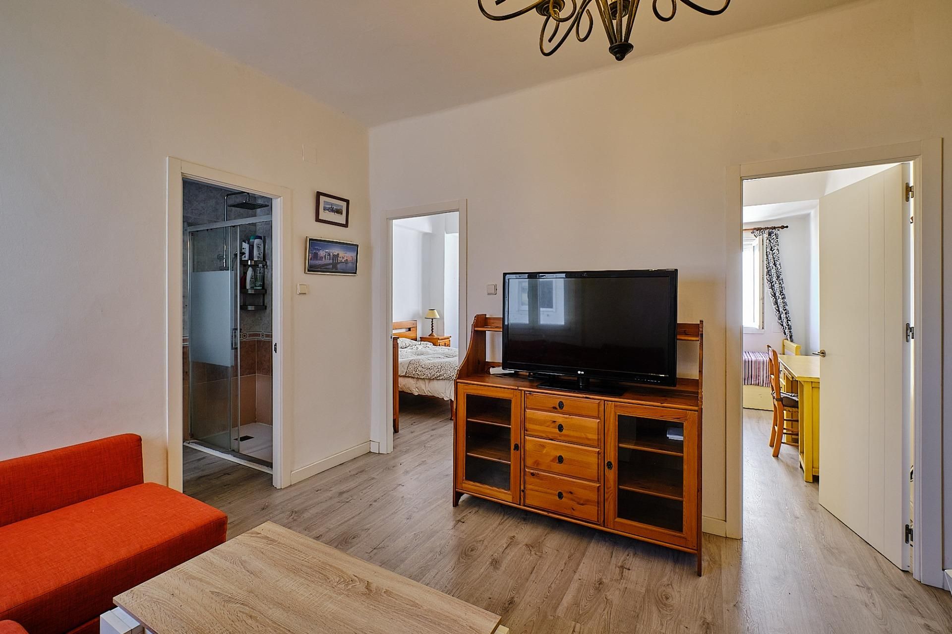 Sala d'estar de Pis en venda en  Cádiz Capital amb Parquet
