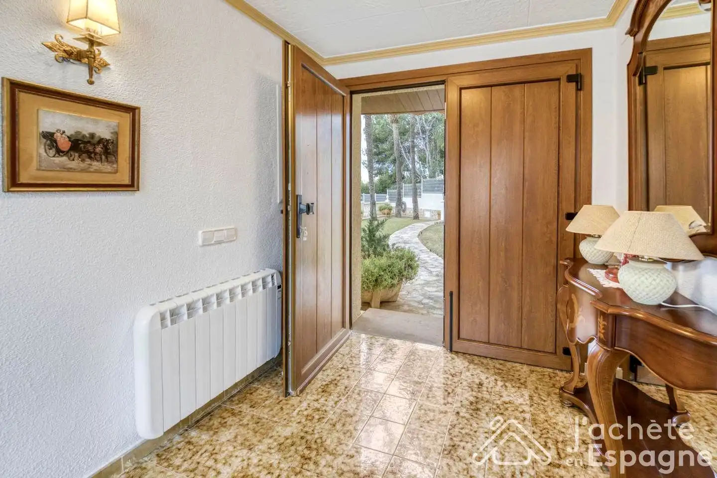 House with pool for sale in Avinguda de les Fonts, imagen 5