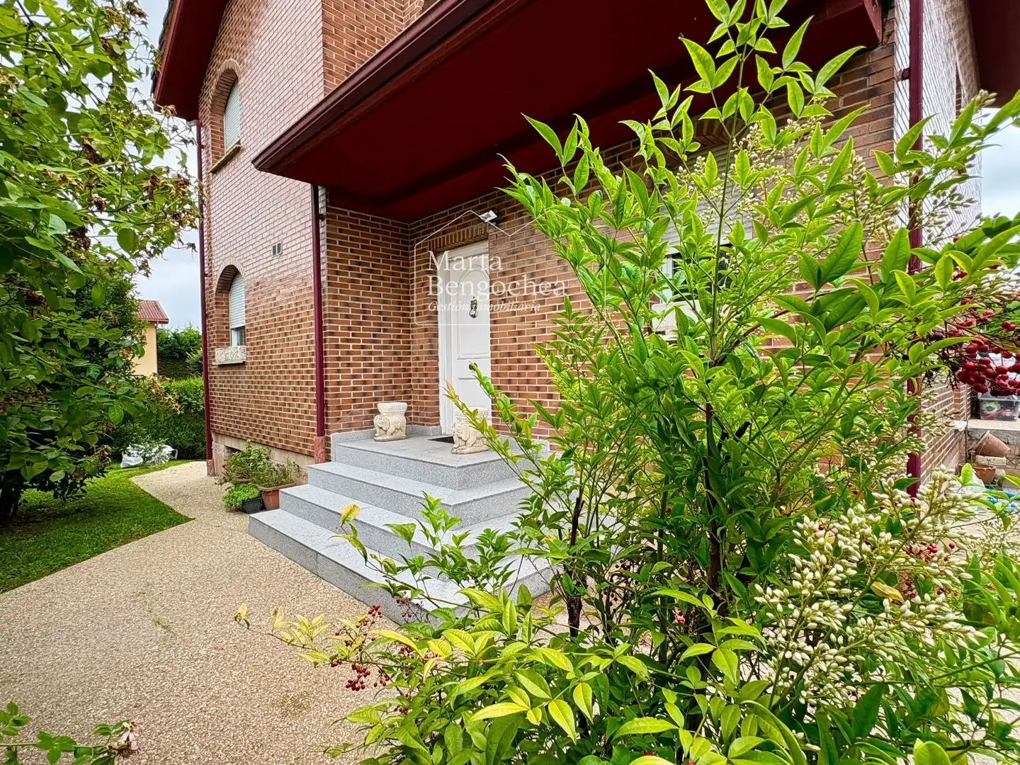 Exterior view of Houses for sale in Zigoitia  with Heating, Private garden and Swimming Pool