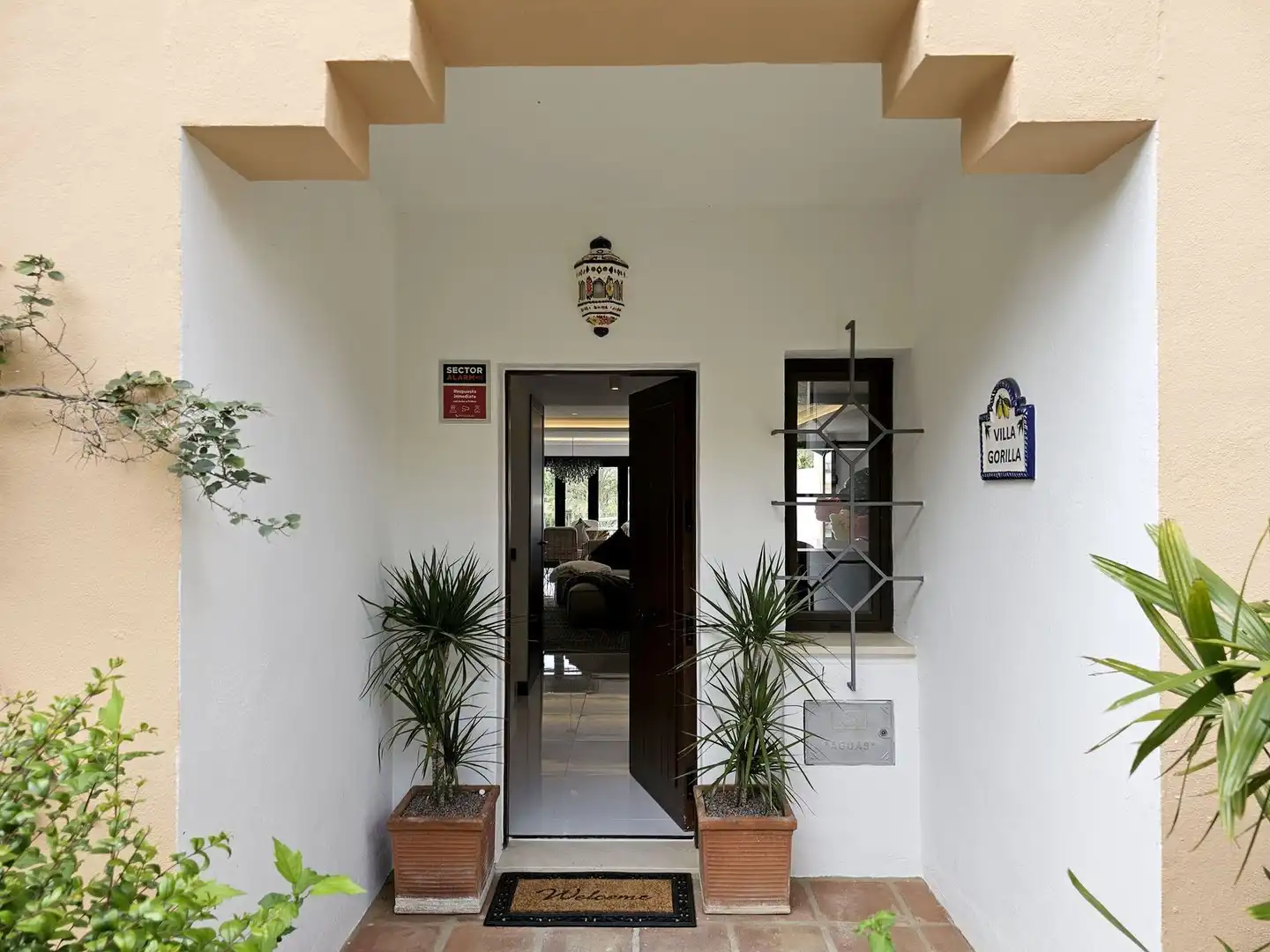 Casa adosada en venda en Benahavís amb Aire condicionat, Jardí privat i Terrassa