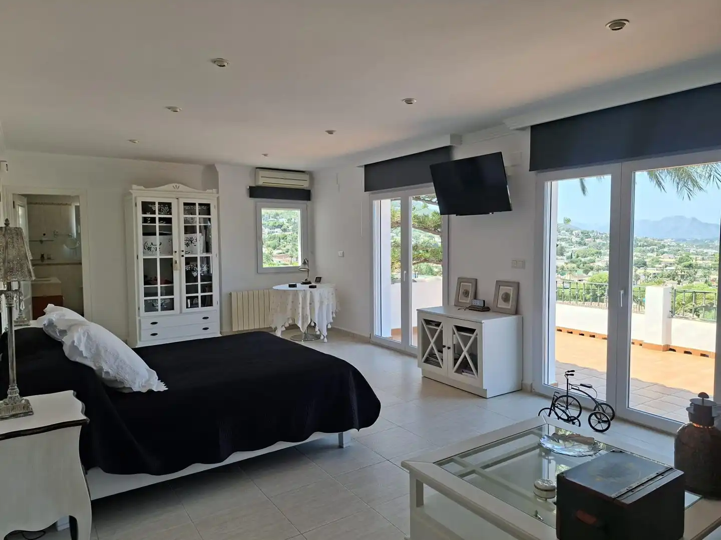 Bedroom of Houses for sale in Dénia