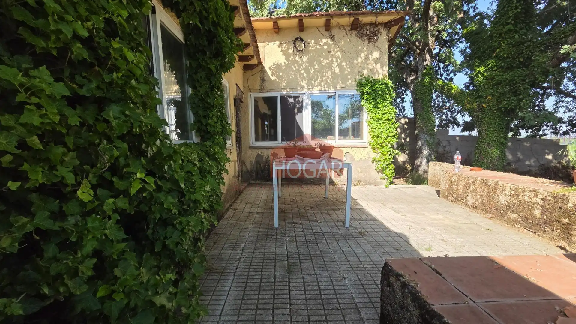 Terrassa de Casa o xalet en venda en Herradón de Pinares amb Calefacció i Moblat