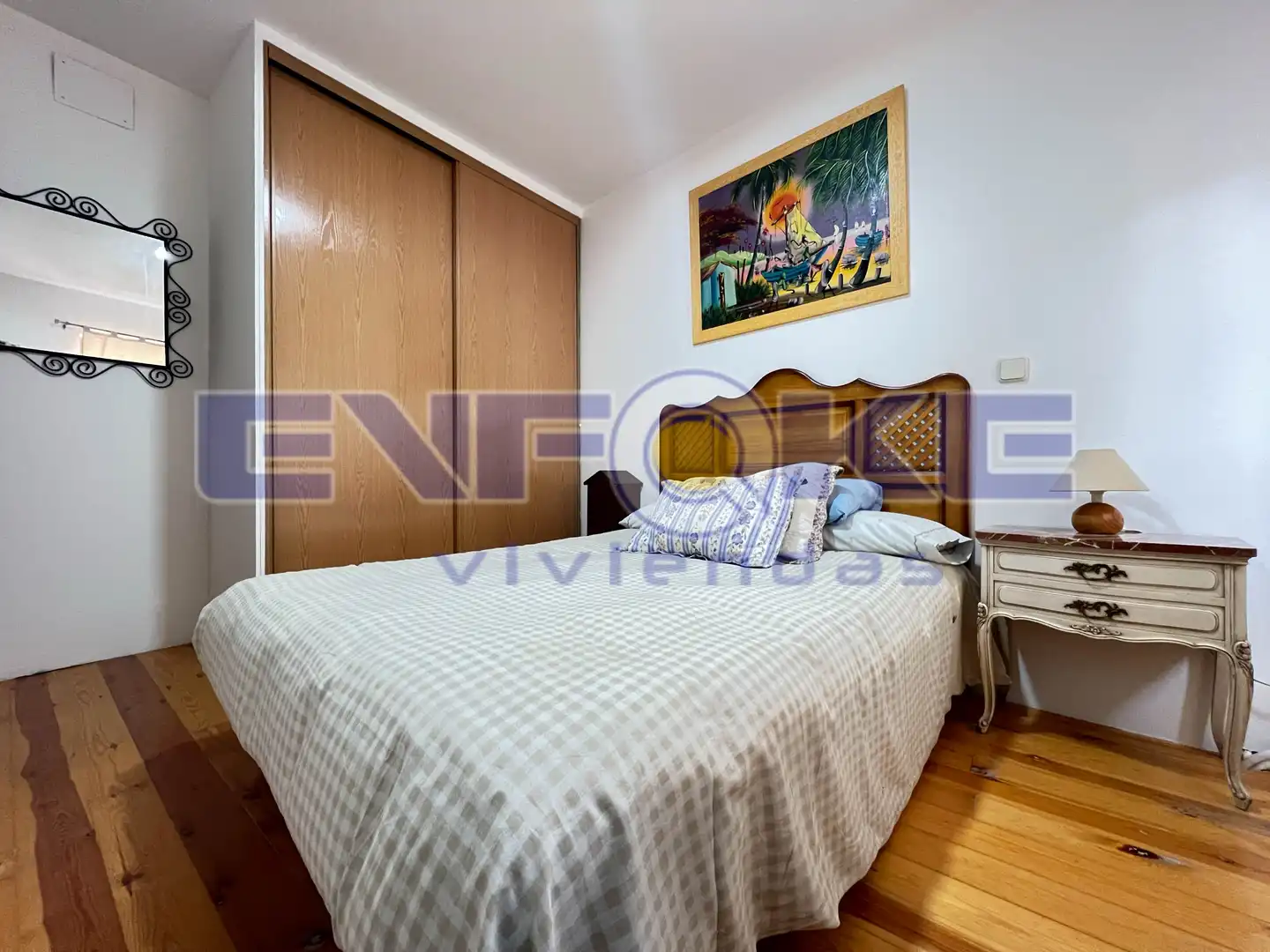 Schlafzimmer von Einfamilien-Reihenhaus zum Verkauf in Moratilla de los Meleros mit Heizung, Parkett und Möbliert