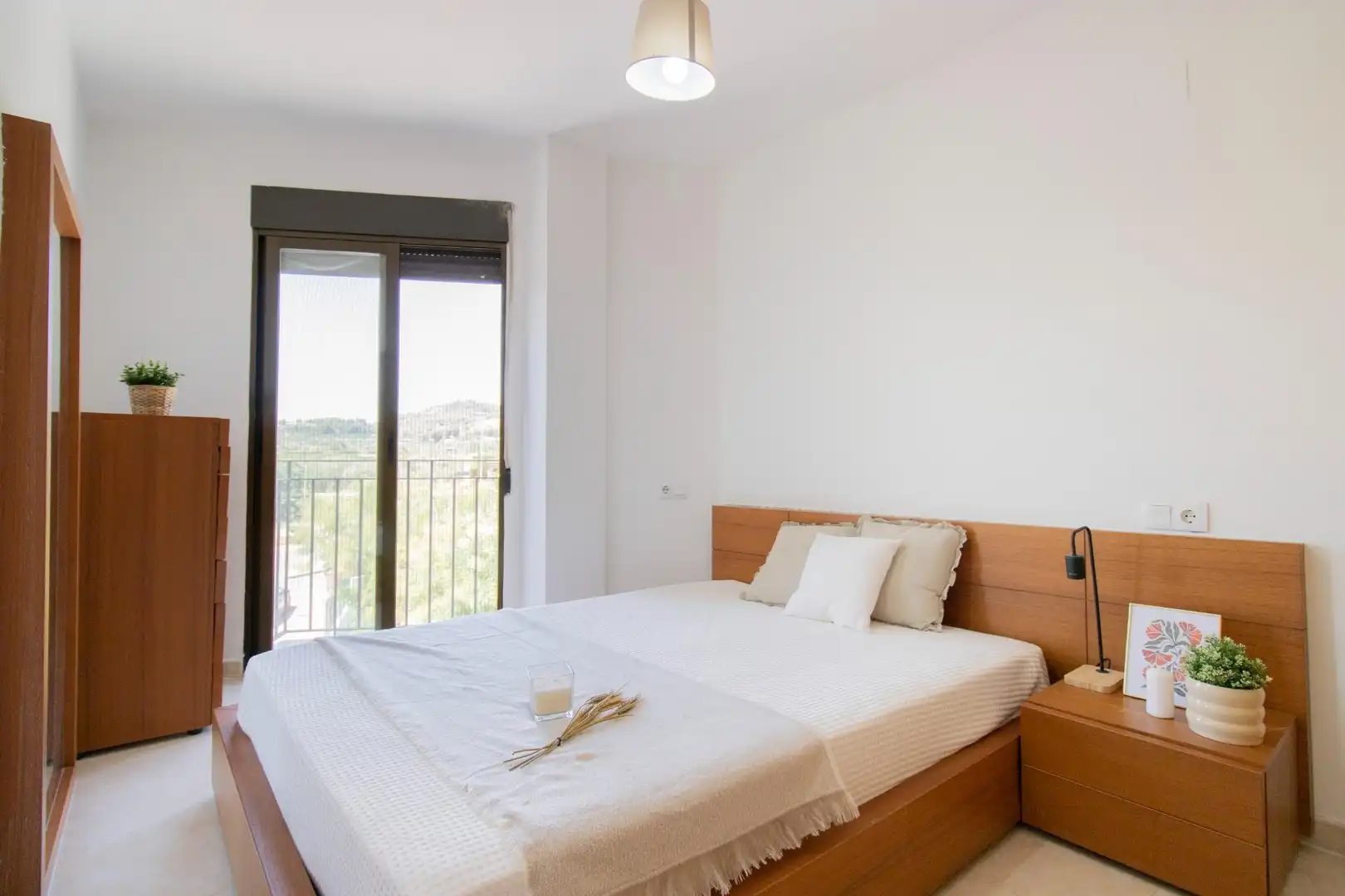 Habitación de Apartamento en venta en Estivella con Amueblado y Balcón