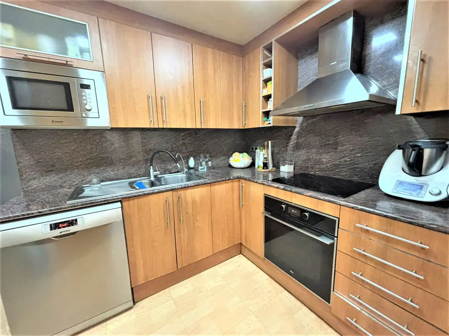 Piso en venta en Calle Italia, Can Parellada