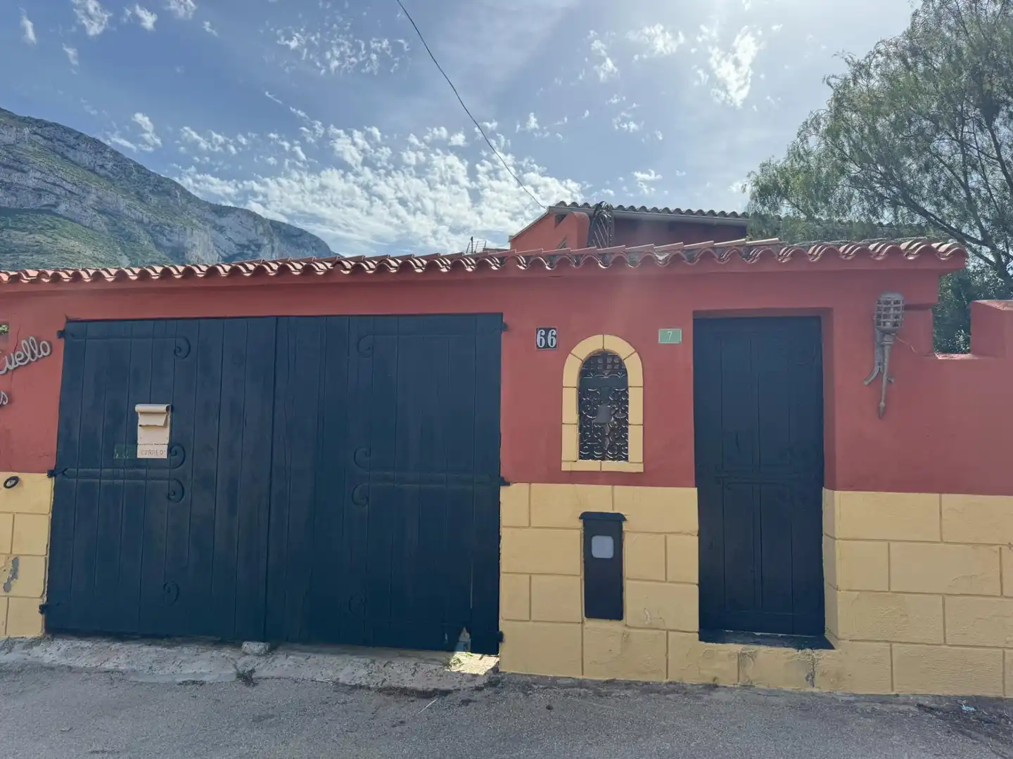 Exterior view of Houses for sale in Dénia  with Air Conditioner, Private garden and Terrace
