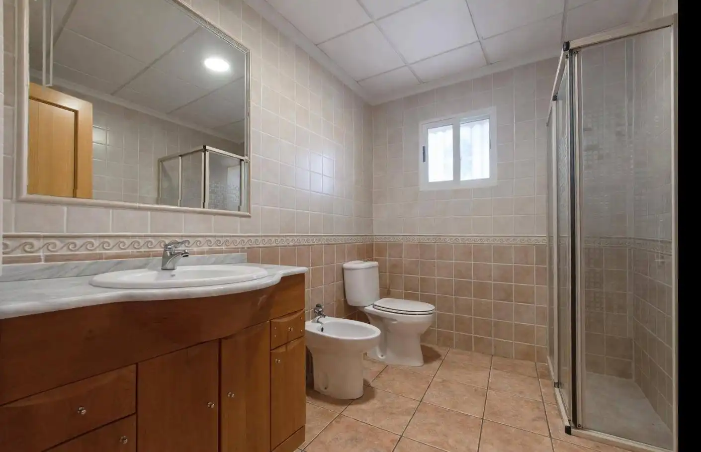 Bathroom of Houses for sale in Crevillent  with Community pool