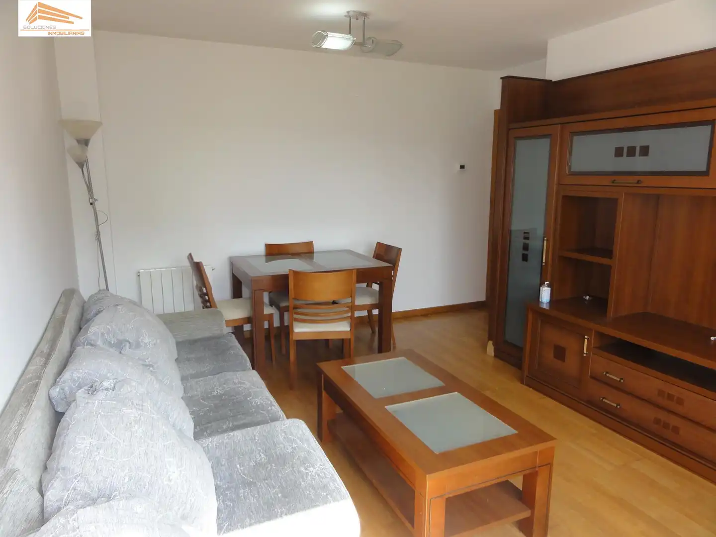 Sala de estar de Piso en venta en Valladolid con Calefacción y Parquet