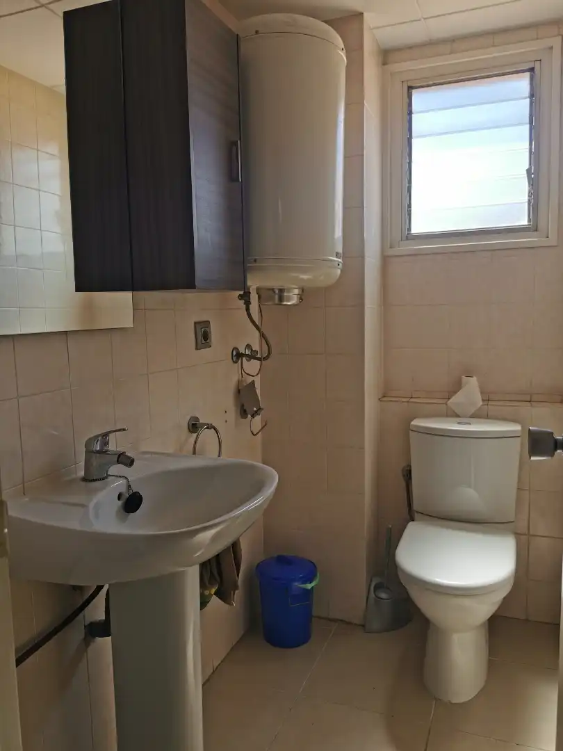 Bathroom of Office for sale in Manresa  with Air Conditioner