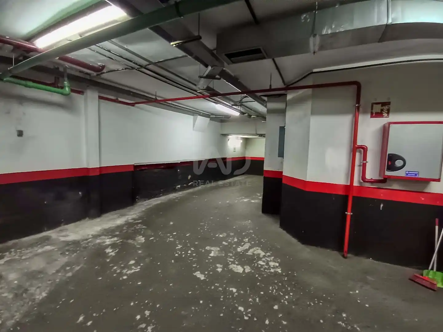 Garage for sale in Madrid