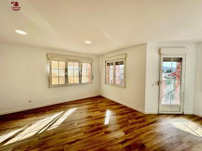 Bedroom of Flat for sale in Cercedilla  with Heating, Terrace and Balcony