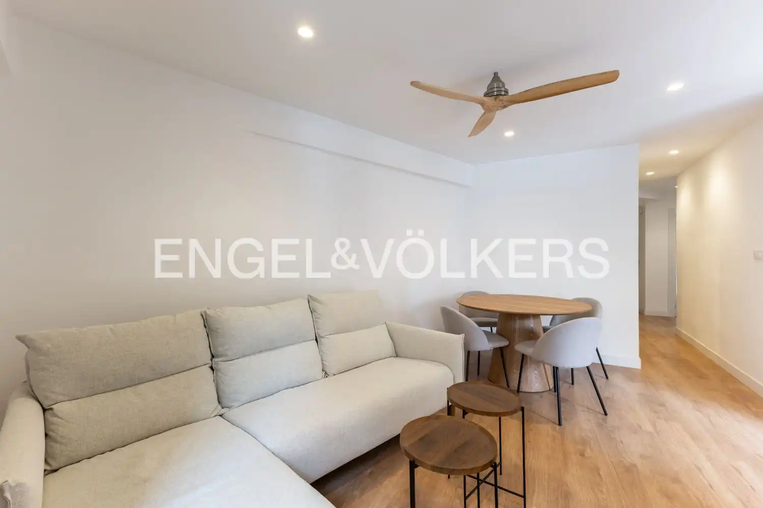 Flat with terrace for sale in Carrer de Salvador Almenar, imagen 9