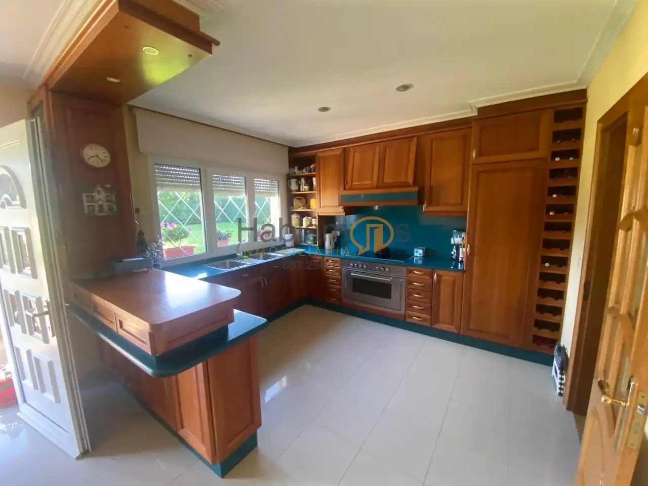 Cocina de Casa o chalet en venta en A Illa de Arousa  con Calefacción, Jardín privado y Terraza