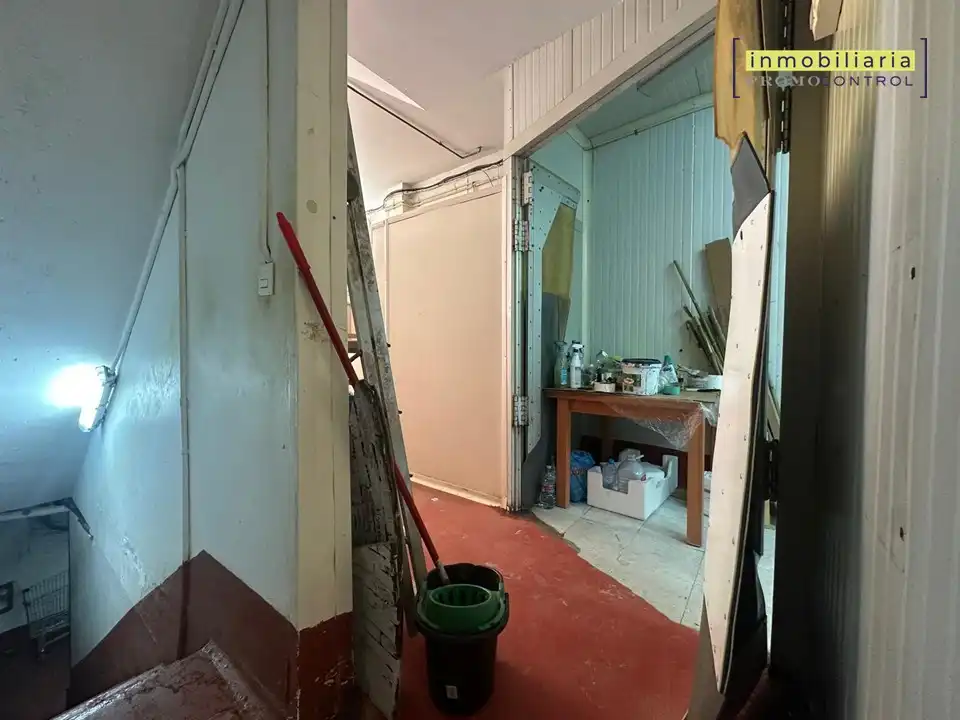 Local de lloguer en Zuera amb Aire condicionat