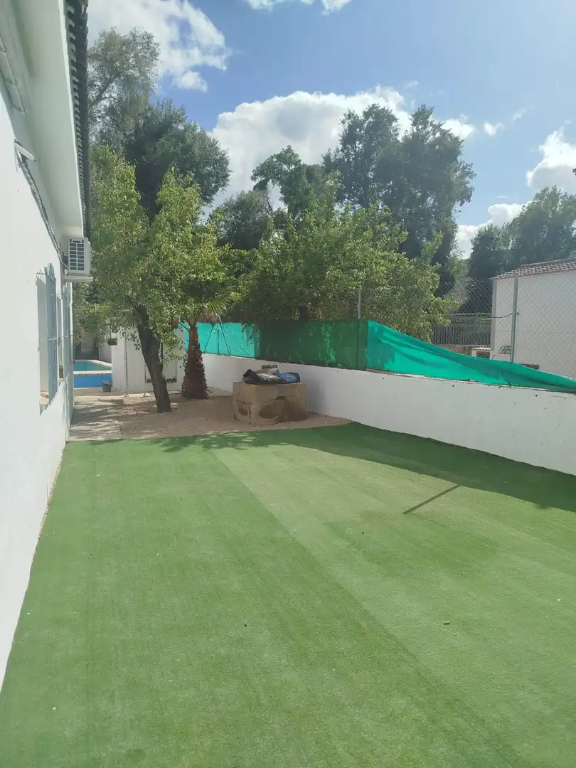 Jardí de Casa o xalet en venda en Jaén