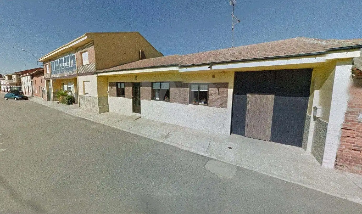 Vista exterior de Casa o chalet en venta en Villazala con Calefacción