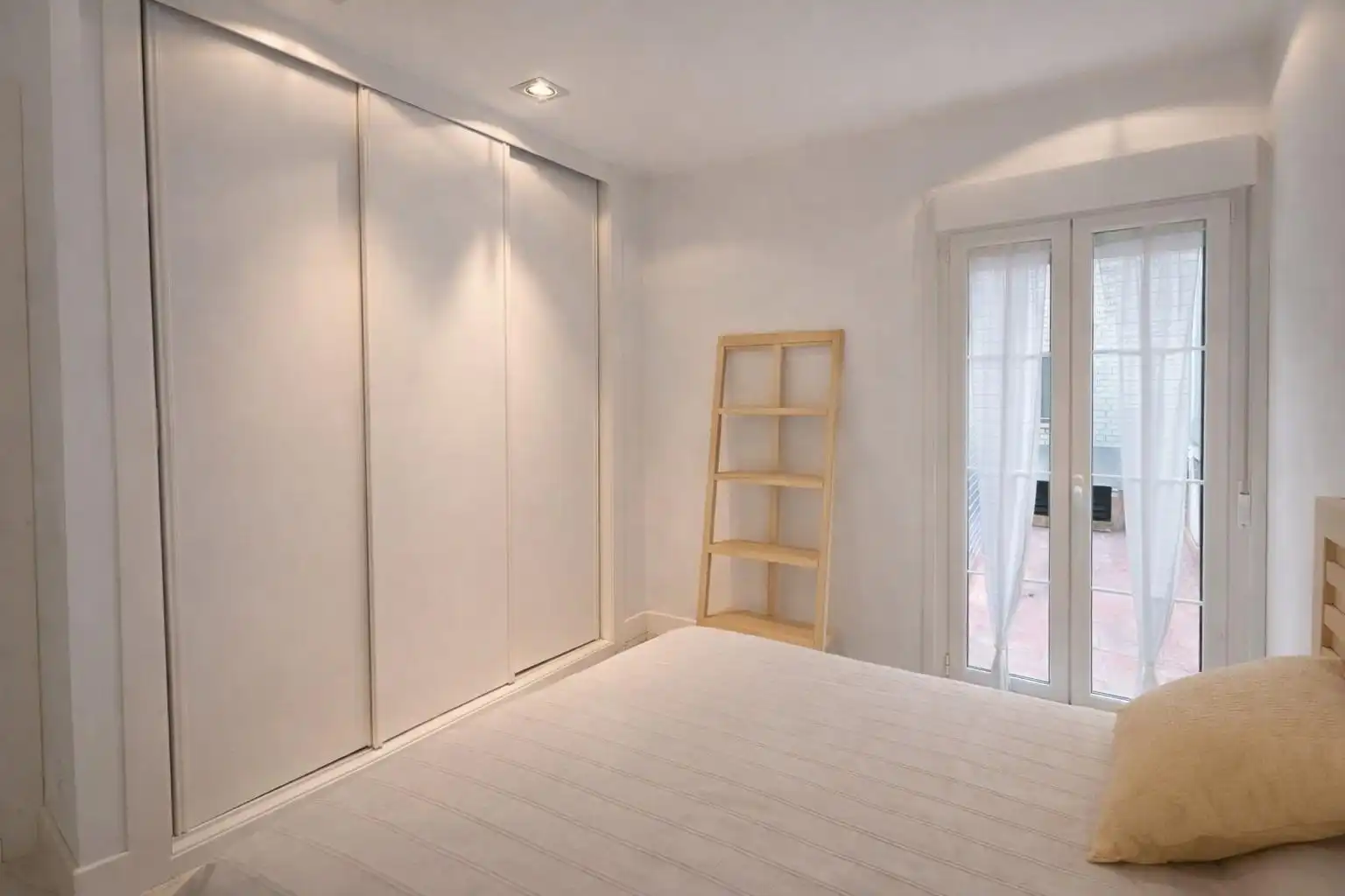 Habitación de Piso en venta en León Capital  con Calefacción, Terraza y Trastero