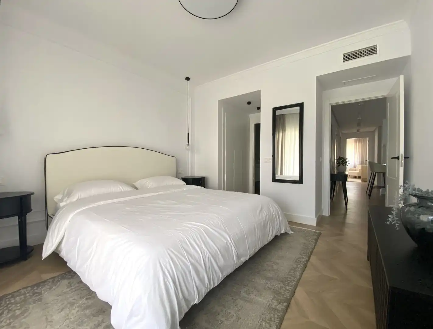Bedroom of Flat for sale in Estepona  with Air Conditioner, Terrace and Storage room