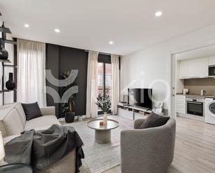 Living room of Flat to rent in  Barcelona Capital  with Air Conditioner, Heating and Furnished