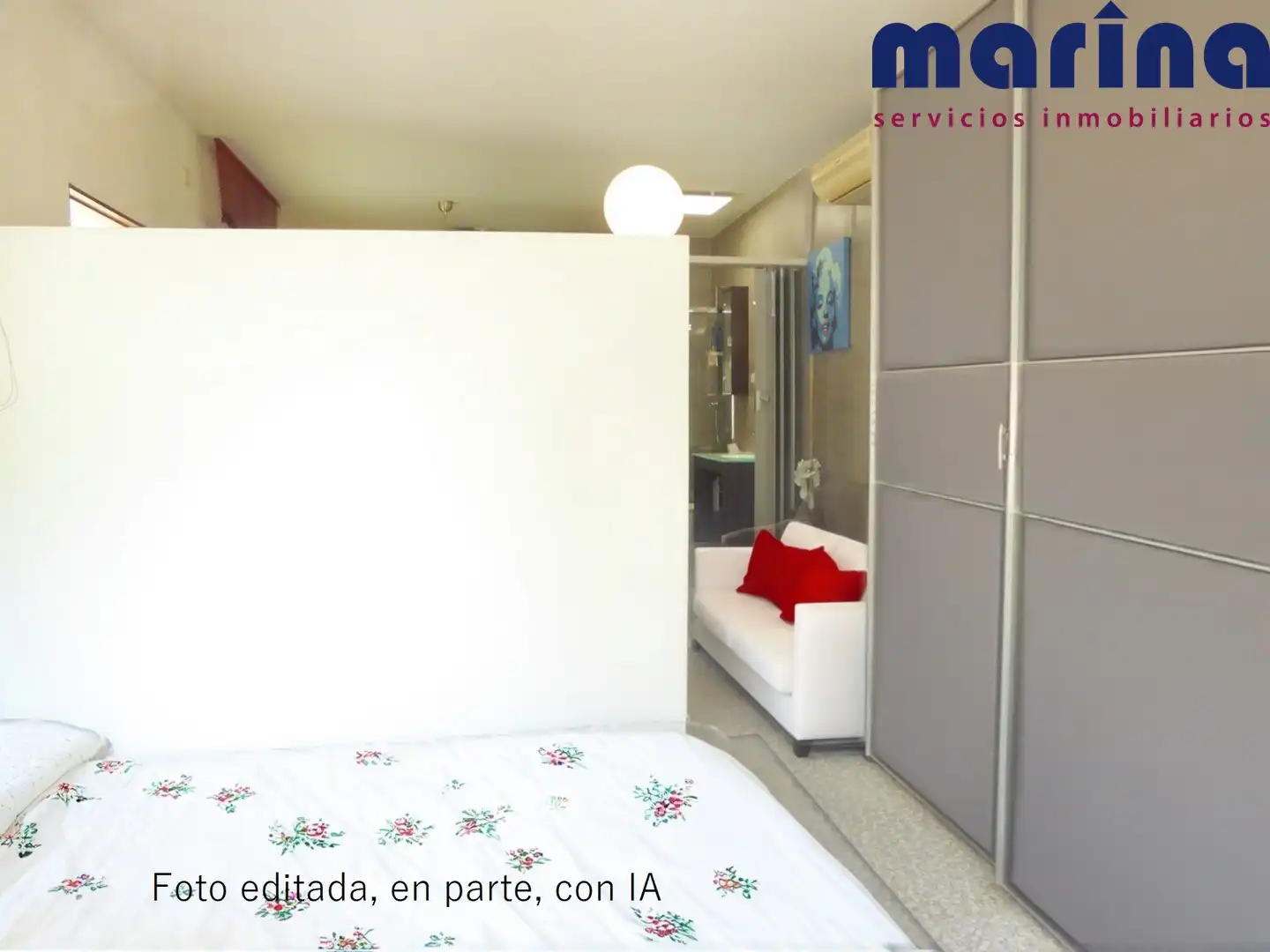 Habitación de Loft en venta en  Pamplona / Iruña con Amueblado, Horno y Lavadora